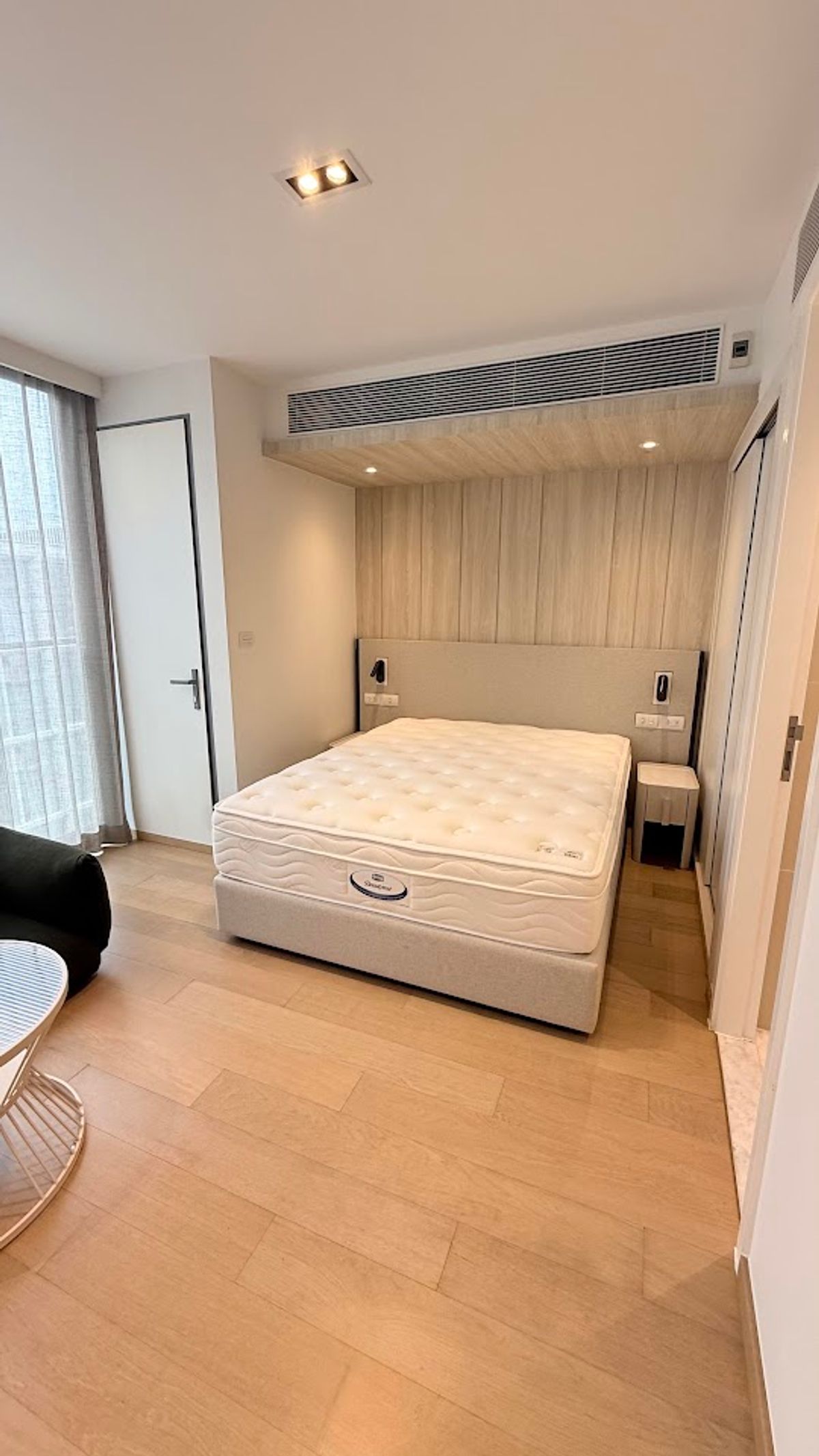 คอนโดปล่อยเช่า Pet friendly พร้อมเข้าอยู่ 6 June 2025 -Scope Promsri Sukhumvit 49- 1BED 1BATH ชั้น 8 ขนาด 28 ตร.ม. ใกล้ BTS พร้อมพงษ์ ทองหล่อ สนใจติดต่อ คุณนุ 063-6599447 Line ID: nukhunnasit (Accept Co-Agent) คอนโดปล่อยเช่า Pet friendly พร้อมเข้าอยู่ 6 June 2025 -Scope Promsri Sukhumvit 49- 1BED 1BATH ชั้น 8 ขนาด 28 ตร.ม. ใกล้ BTS พร้อมพงษ์ ทองหล่อ สนใจติดต่อ คุณนุ 063-6599447 Line ID: nukhunnasit (Accept Co-Agent)
