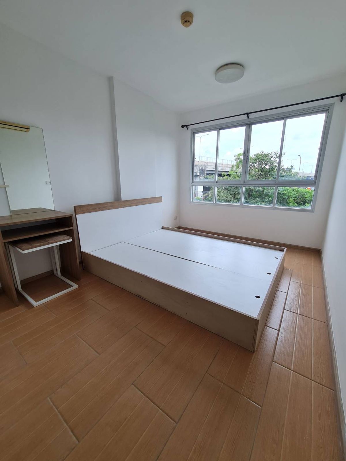Condo for sale, Elio Sukhumvit 64, beautiful room, visiting the city center Condo for sale, Elio Sukhumvit 64, beautiful room, visiting the city center