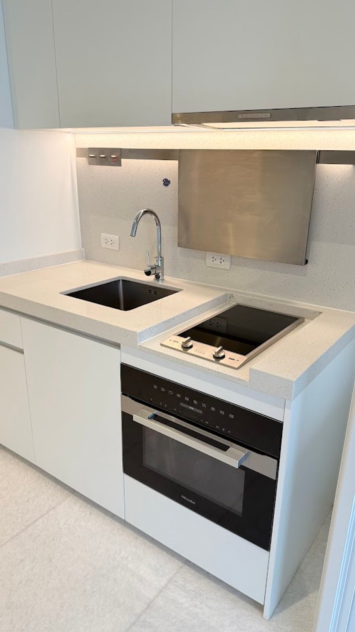 คอนโดปล่อยเช่า Pet friendly พร้อมเข้าอยู่ 6 June 2025  -Scope Promsri Sukhumvit 49- 1BED 1BATH ชั้น 8 ขนาด 28 ตร.ม. ใกล้ BTS พร้อมพงษ์ ทองหล่อ สนใจติดต่อ คุณนุ 063-6599447 Line ID: nukhunnasit (Accept Co-Agent)  – รูปที่ 3