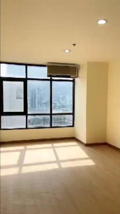 (A033679) Phayathai Place
