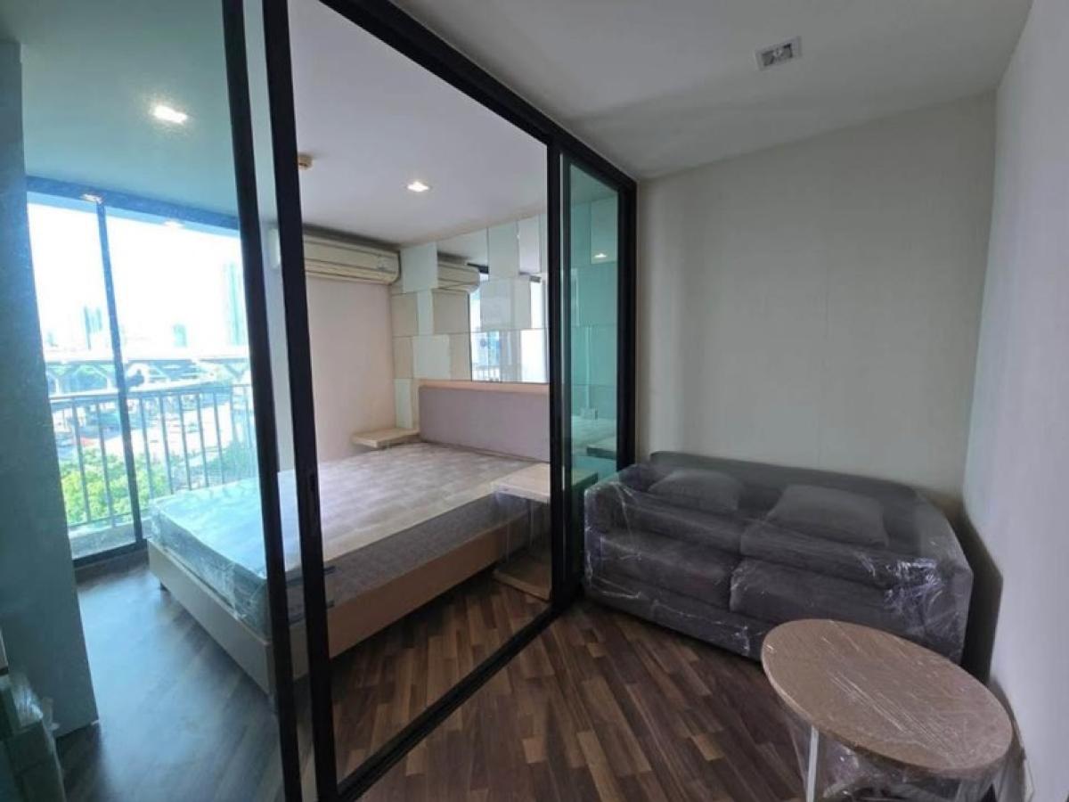 (A033676) Beyond Sukhumvit