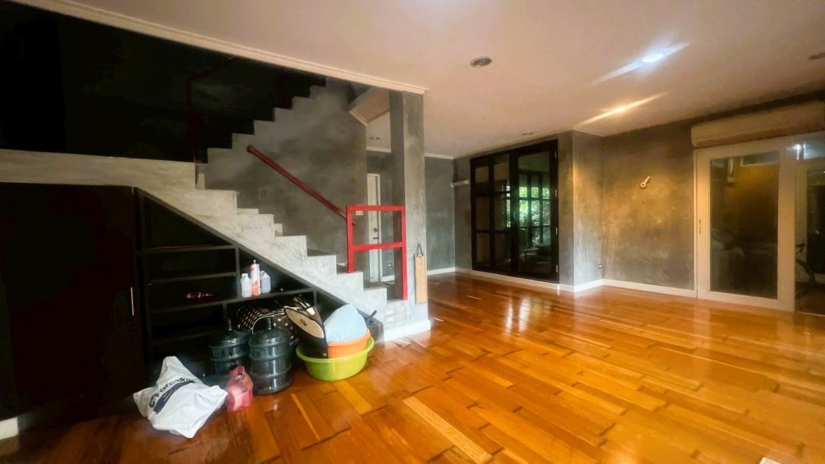 บ้านเดี่ยว 4 ห้องนอน, 5 ห้องน้ำ,เนื้อที่ 120 ตรว. ทำเลดี ซ.ปรีดี25, เอกมัย ซ.10 – รูปที่ 3