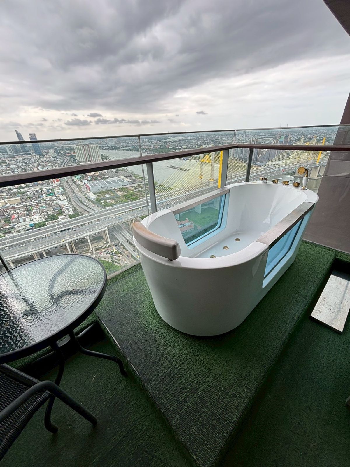 ให้เช่า!! คอนโด Star View Rama 3 (สตาร์ วิว พระราม 3) ชั้น 51 วิวสวยงามและมีความเป็นส่วนตัวสุดๆ – รูปที่ 2