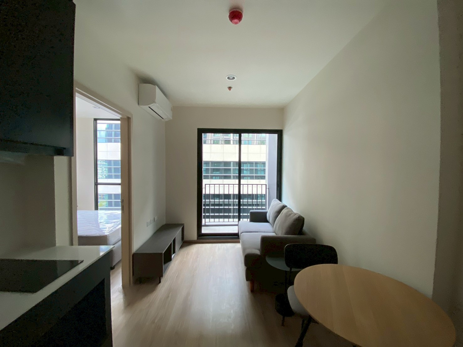 🌳 Nue District R9 for sale, size 26 sq m. size 1 bedroom, front building, please contact at 0955498236
