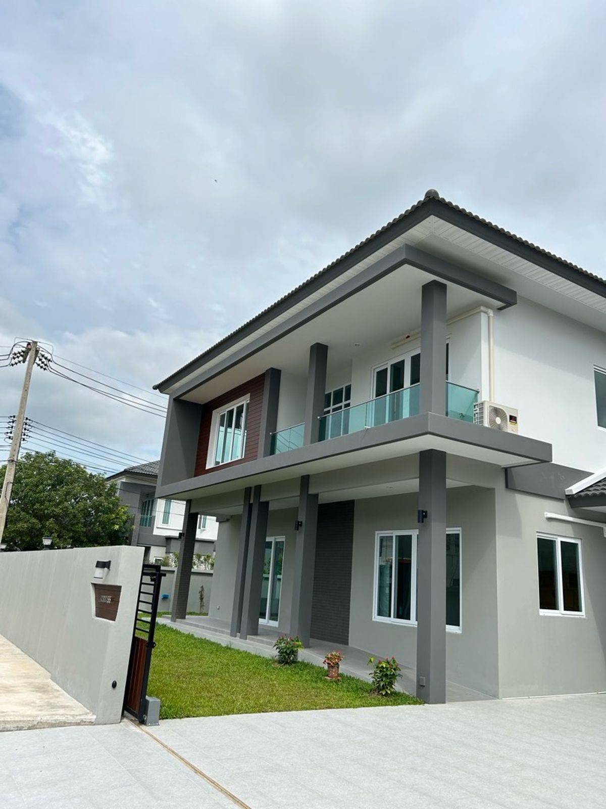 For Rent beautiful new house at Sansaran North View village Chiang Mai ให้เช่าบ้านใหม่ หมู่บ้านแสนสราญ North View For Rent beautiful new house at Sansaran North View village Chiang Mai ให้เช่าบ้านใหม่ หมู่บ้านแสนสราญ North View