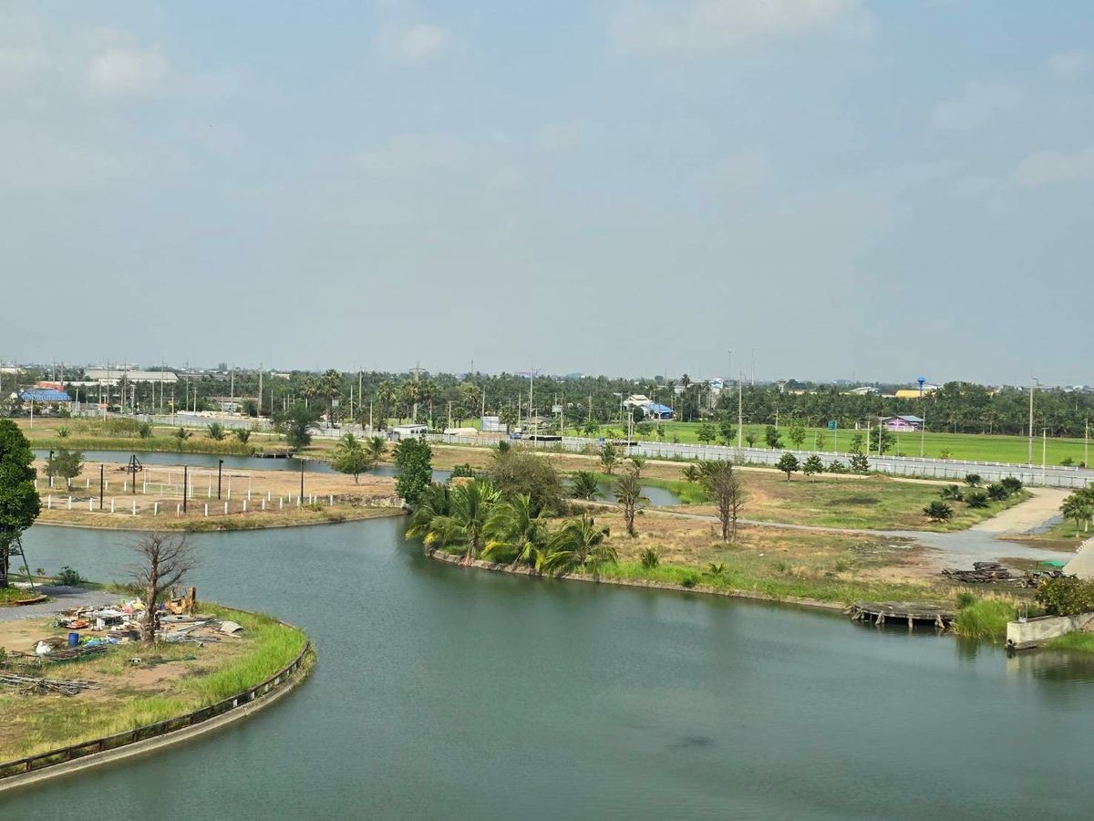 Rent a large plot of land - next to the Tha Chin River Near Tha Mai Temple
