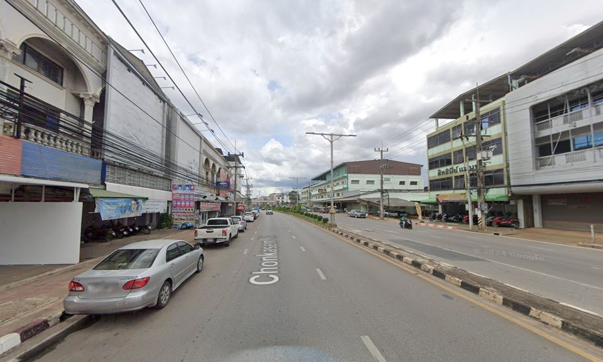 ขายอาคารพาณิชย์ ทำเลทอง ติดถนนชนเกษม จ.สุราษฎร์ธานี เหมาะทำการค้า – รูปที่ 2