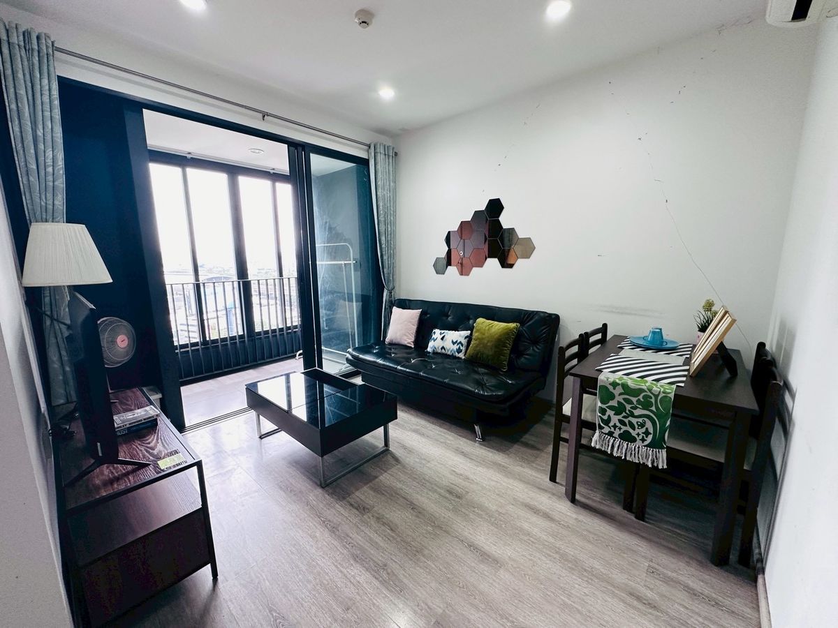 for rent ideo mobi asoke 1bedroom 35sqm. 0886382235 for rent ideo mobi asoke 1bedroom 35sqm. 0886382235