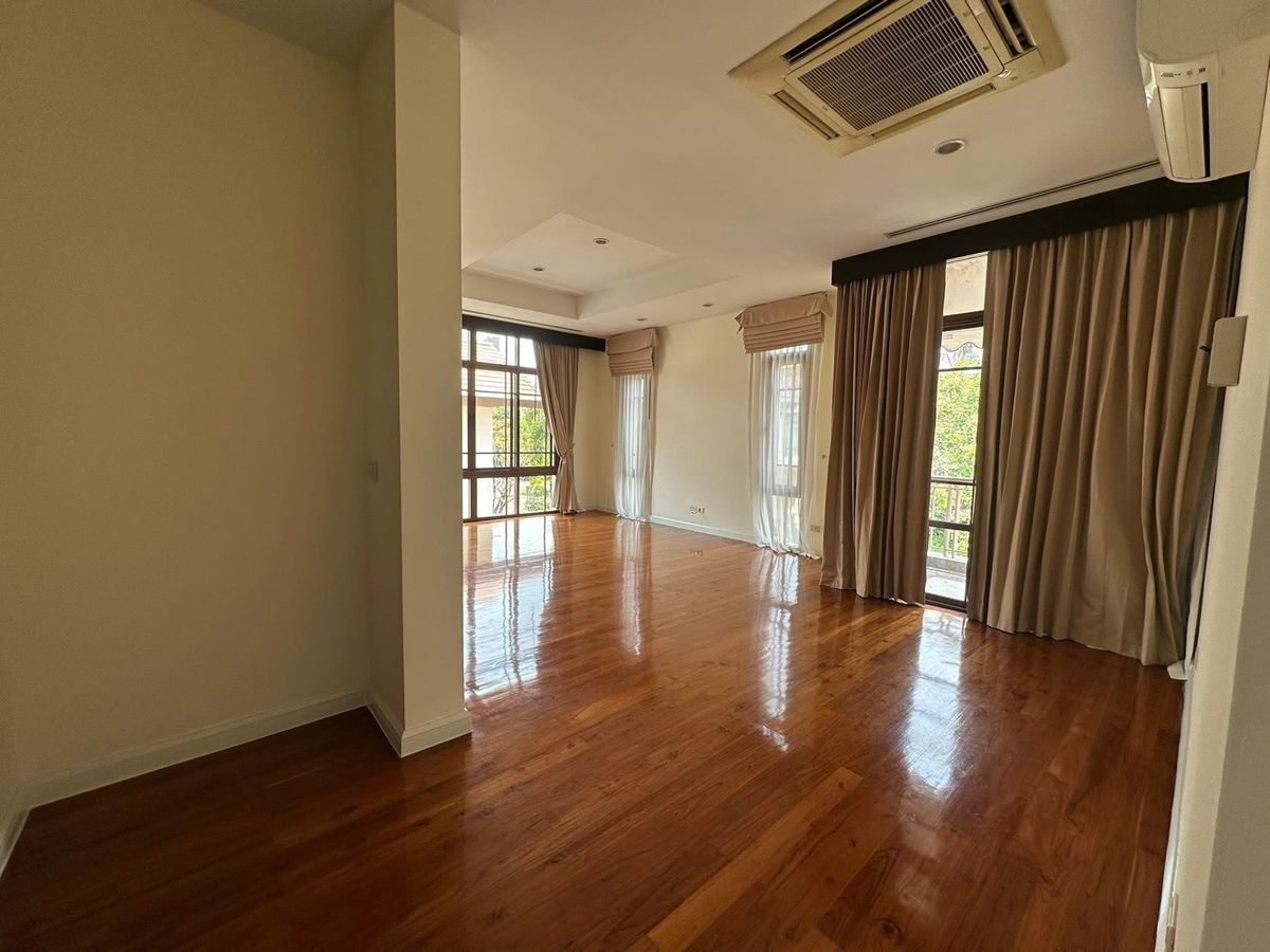 ♣ Luxury house ♣ บ้านเดี่ยว 3 ชั้น 96.00 ตร.ว. | 4 ห้องนอน 5 ห้องน้ำ | ใกล้ BTS สถานีพระโขนง 2 นาที, โรงพยาบาลสุขุมวิท 4 นาที, Gateway เอกมัย 4 นาที – รูปที่ 3