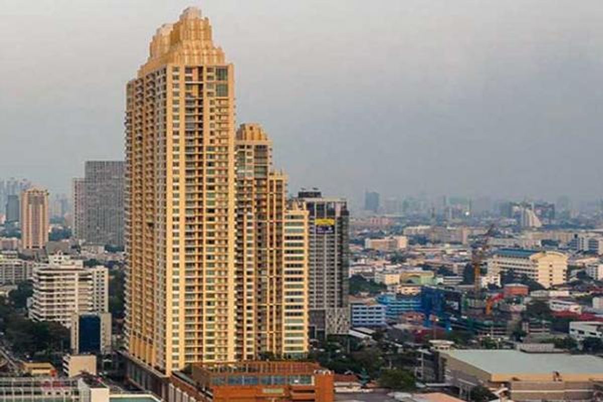 Best price !! The quality of the condo in the middle of Sathorn, the large size room is really good condition. ✨The Empire Place✨2 bedrooms, 2 bathrooms, size 98 sq m, near BTS Chong Nonsi Tel.0982645161