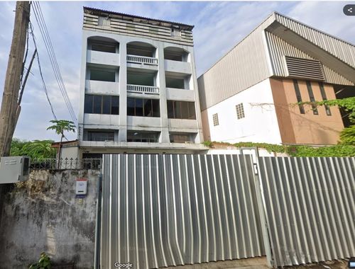♦ Rare Unit ♦ Land size 64.00 sq.w. Usable area 250.00 ++ sq.m. | 3 floors, 1 floating deck | Near BTS Senanikhom