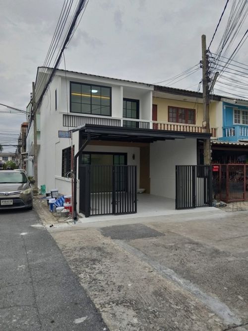 sss494 ขาย ทาวน์เฮ้าส์ 2 ชั้น หลังริม หมู่บ้าน บูรพา12 ดอนเมือง Burapha12 Village Don Muang  ซอยวัดเวฬุวนาราม 16