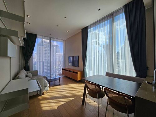 ♢ Conner unit ♢ Floor 10+ Size 55.00 SQ.M. | 1 Bedroom 1 Bathroom 1 Parking | City View | Near BTS Chidlom