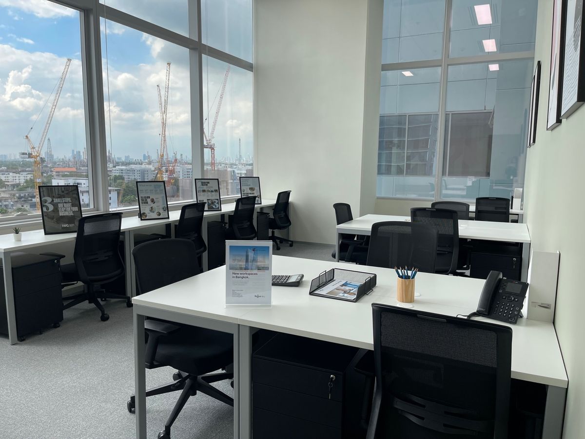 Line: @zimple_asset  Service office space for rent on 66 Tower building in Phra Khanong area, near BTS Udomsuk. Complete facilities and office equipment.