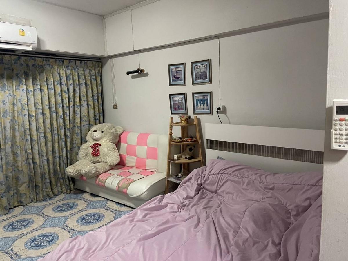 ขาย1,100,000บาท โฟร์สตรีทคอนโดซอยพหลโยธิน 24 แยก 2-3 ชั้น 9 ห้อง 28 ตารางเมตรสตูดิโอมีระเบียงหันทิศตะวันออก ขาย1,100,000บาท โฟร์สตรีทคอนโดซอยพหลโยธิน 24 แยก 2-3 ชั้น 9 ห้อง 28 ตารางเมตรสตูดิโอมีระเบียงหันทิศตะวันออก