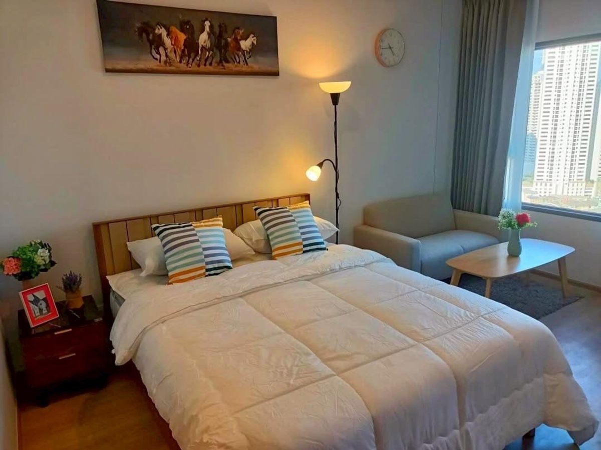 Rent a Life Condo Rama 4 - Asoke
