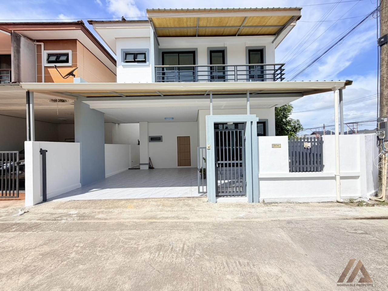 Single house Phanason Grand Bangjo