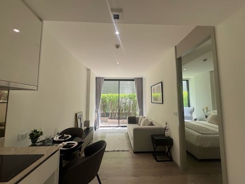 Low Rise Condo Fynn Asoke 1bed 32SQ.M. Start 5.9MB.Contact: 0646428664 Phat