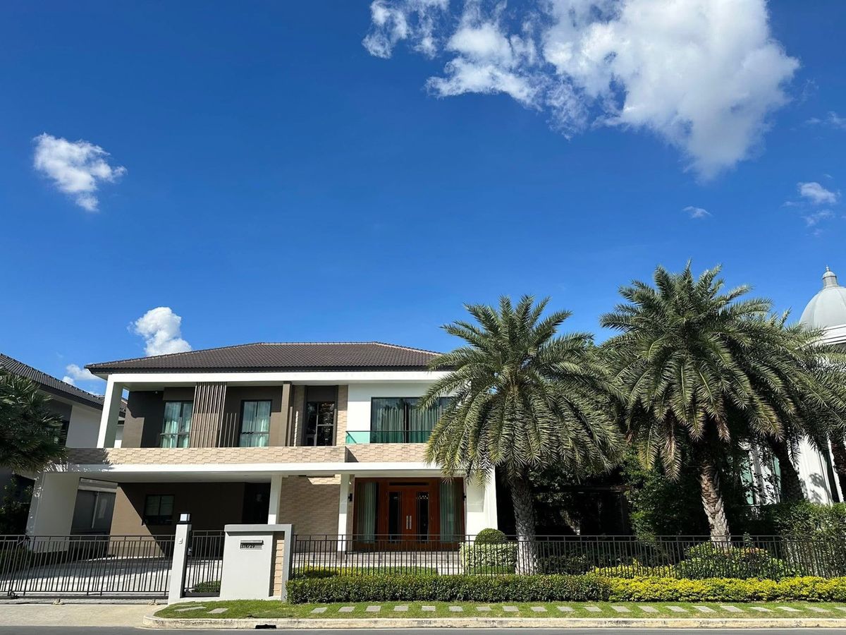 ♢ Super luxury class Detached House with private pool ♢ 2 ชั้น | ขนาดที่ดิน 135.00 ตร.ว. พื้นที่ใช้สอย 306.00 ตร.ม. | 4 ห้องนอน 5 ห้องน้ำ 6 ที่จอดรถ | ใกล้ มหาวิทยาลัยรามคำแหง2 , เซนทรัลบางนา, ตลาดนัมเบอร์วัน ♢ Super luxury class Detached House with private pool ♢ 2 ชั้น | ขนาดที่ดิน 135.00 ตร.ว. พื้นที่ใช้สอย 306.00 ตร.ม. | 4 ห้องนอน 5 ห้องน้ำ 6 ที่จอดรถ | ใกล้ มหาวิทยาลัยรามคำแหง2 , เซนทรัลบางนา, ตลาดนัมเบอร์วัน