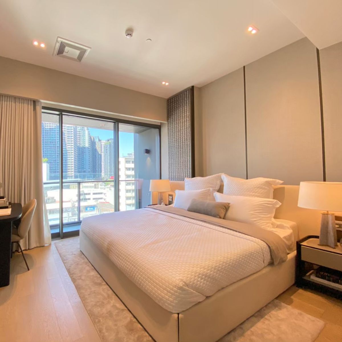 For Sale The Strand Thonglor, a new room from a large project 50.91 SQ.M. @14.8MB
