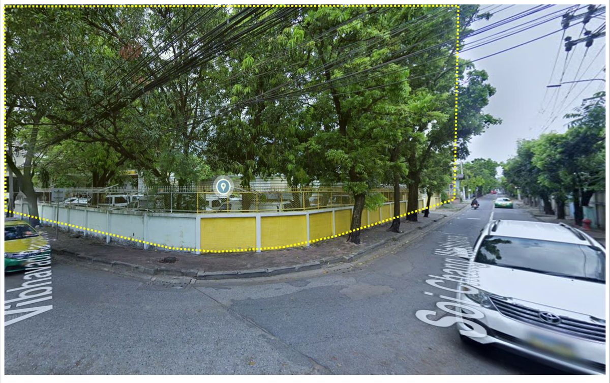 Land for sale in Soiwipawadee 64, can access many ways. Land for sale in Soiwipawadee 64, can access many ways.