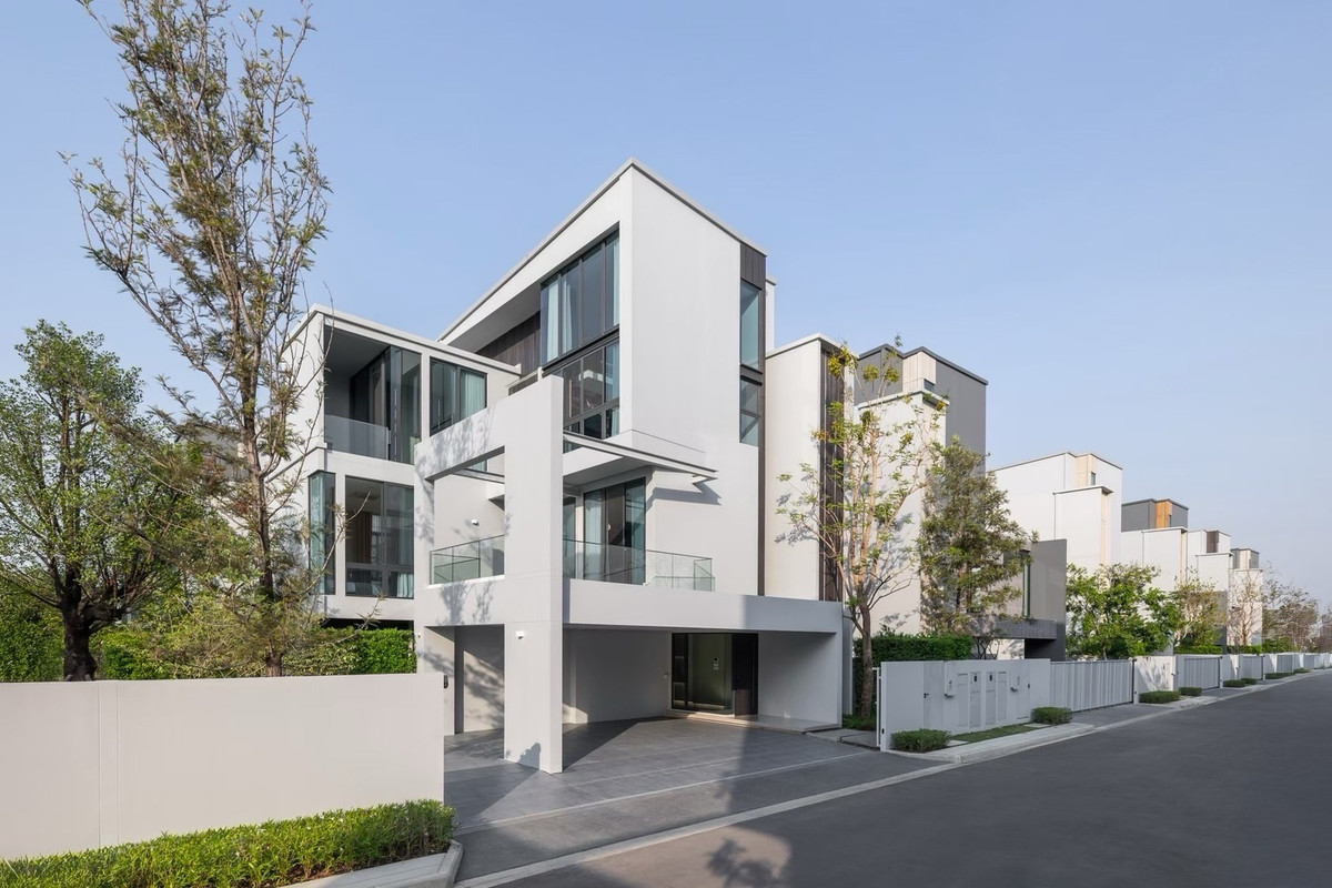 🌿✨ Luxury Home for Rent | VIVE Krungthep Kreetha ✨🌿 Modern, spacious detached home, move-in ready, located in one of Bangkok’s most promising new neighborhoods. 🌿✨ Luxury Home for Rent | VIVE Krungthep Kreetha ✨🌿 Modern, spacious detached home, move-in ready, located in one of Bangkok’s most promising new neighborhoods.