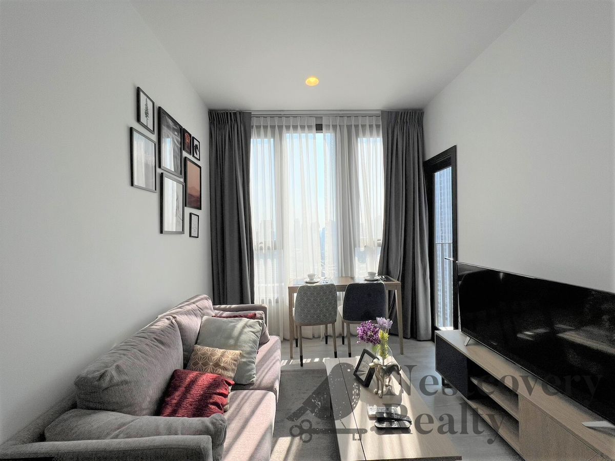 For Sale with tenant! 1 Bedroom at XT Ekkamai by Nestcovery