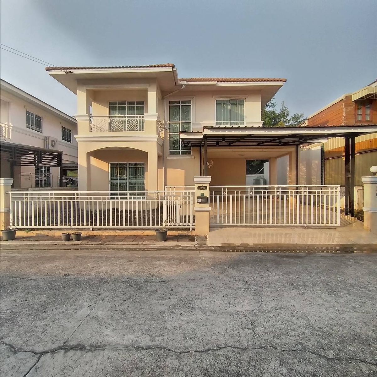นลินวิลล์ 5 / 3 ห้องนอน (ขาย), Nalin Ville 5 / 3 Bedrooms (FOR SALE) AA408 นลินวิลล์ 5 / 3 ห้องนอน (ขาย), Nalin Ville 5 / 3 Bedrooms (FOR SALE) AA408
