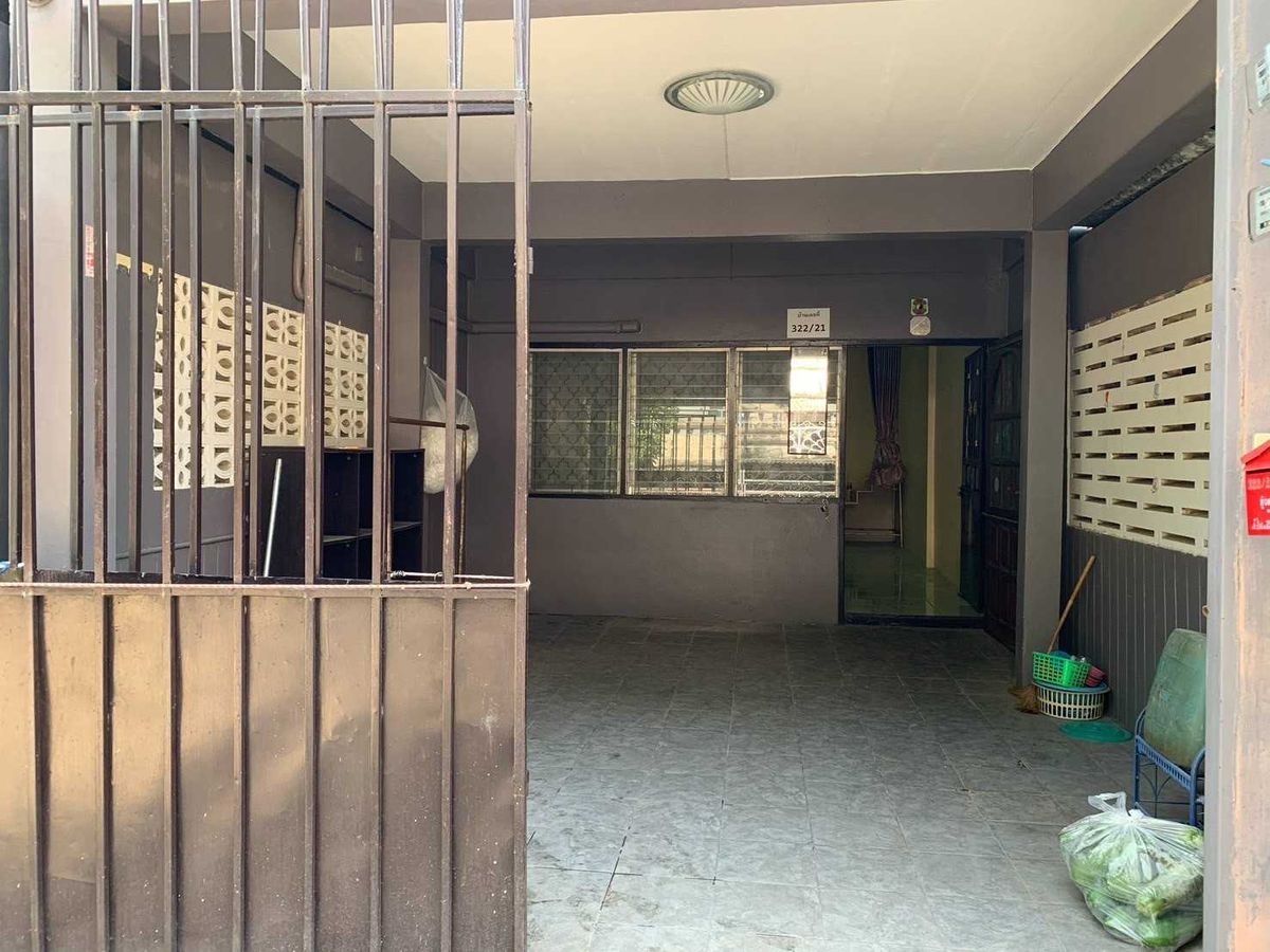 Townhouse for Sale 56 sq.m., Located 300m from Road 1604 – รูปที่ 2