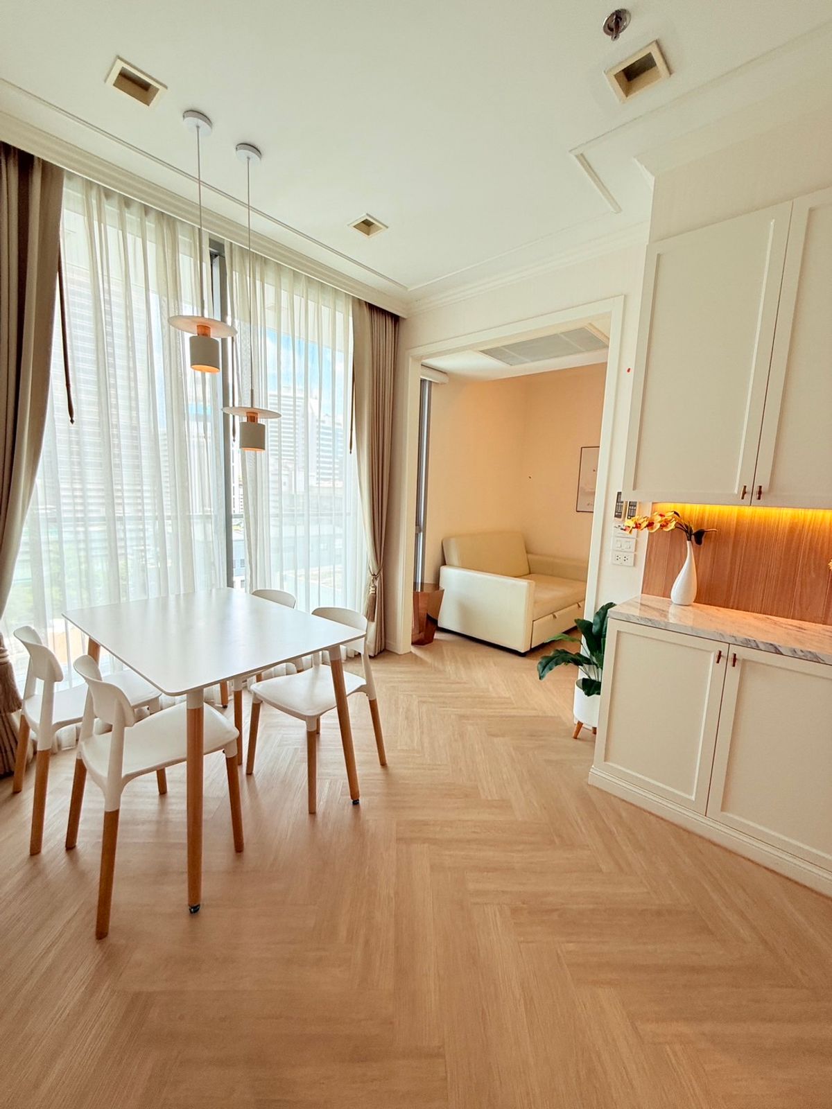 Rent 🌈 Hyde Sukhumvit 11 🌈 If interested, add LINE @gloorious1 (with @) Rent 🌈 Hyde Sukhumvit 11 🌈 If interested, add LINE @gloorious1 (with @)