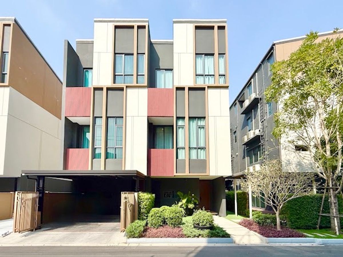 🏛️✨Baan Klang Muang Classe สุขุมวิท 77 | ทาวน์โฮม 3 ชั้น ขนาด 190 ตร.ม. 24 ตร.ว. 2 ห้องนอน 3 ห้องน้ำ 2 ที่จอด เริ่ม 13.9 MB ติดต่อนัดชม Tel.0922635410 (เอิร์ธ) 🏛️✨Baan Klang Muang Classe สุขุมวิท 77 | ทาวน์โฮม 3 ชั้น ขนาด 190 ตร.ม. 24 ตร.ว. 2 ห้องนอน 3 ห้องน้ำ 2 ที่จอด เริ่ม 13.9 MB ติดต่อนัดชม Tel.0922635410 (เอิร์ธ)