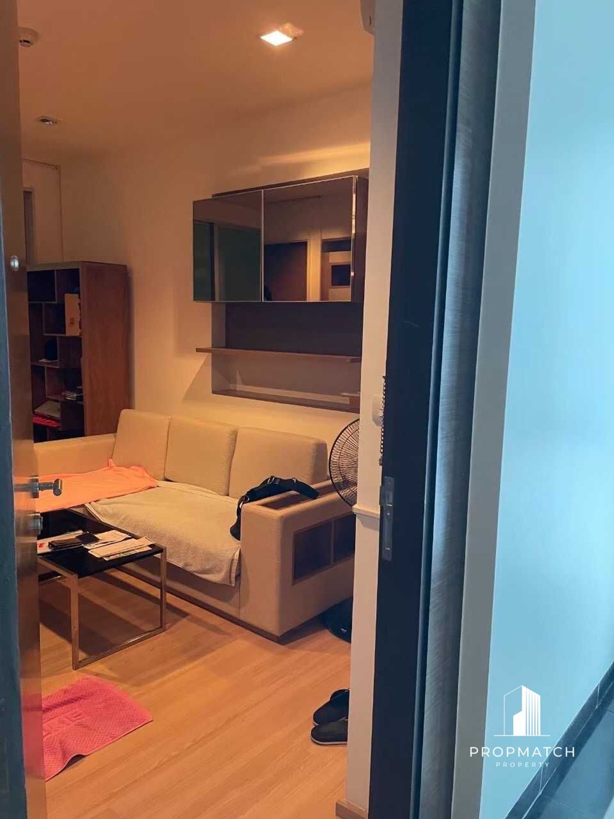🔥ประกาศขายด่วน🔥คอนโดใจกลางอารีย์ Rhythm Phahol-Ari  (1 bed 45 sqm) เพียง 4.49 MB เท่านั้น‼️ Tel.093-9796392 K.เฌอ – รูปที่ 3