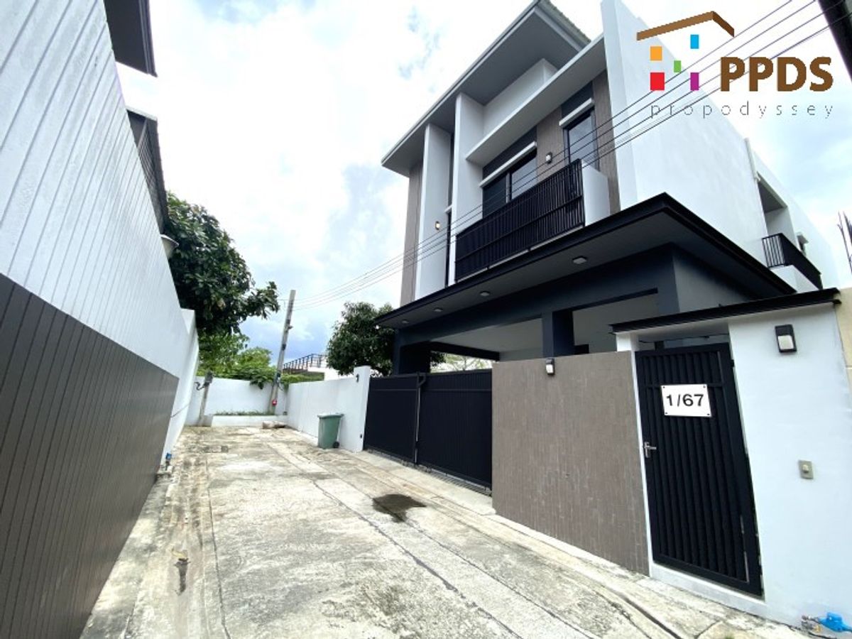 House for Sale with Tenant | Fully Furnished | Private Garden Sukhumvit 71 – Pridi Banomyong House for Sale with Tenant | Fully Furnished | Private Garden Sukhumvit 71 – Pridi Banomyong