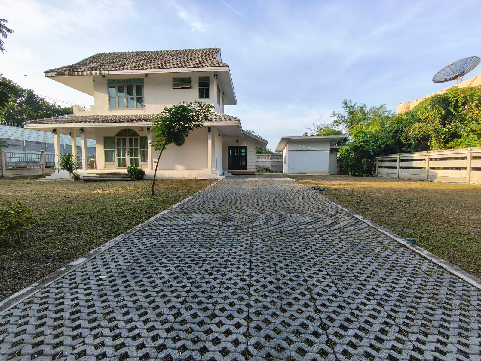 ขายบ้านเดี่ยว 2 ชั้น Greenish Chalet บรมราชชนนี **กรุณาติดต่อทางอีเมลเท่านั้น** ขายบ้านเดี่ยว 2 ชั้น Greenish Chalet บรมราชชนนี **กรุณาติดต่อทางอีเมลเท่านั้น**