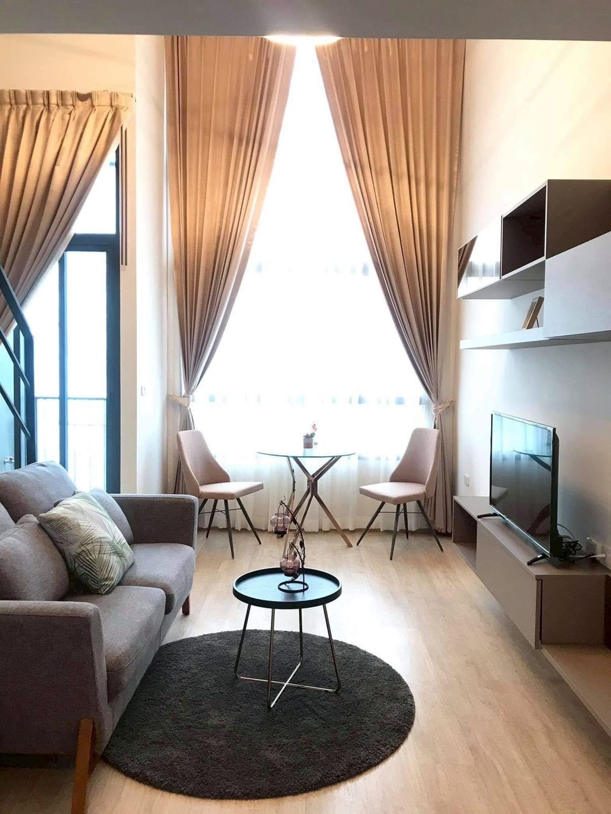 ให้เช่า!!! CONDO High Rise 