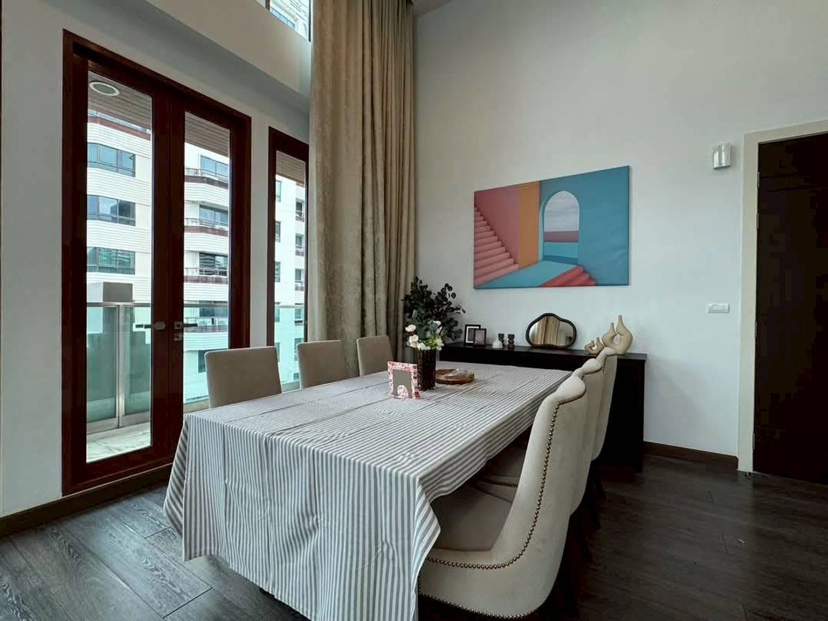 ♦ Modern Luxury style ♦ ชั้น 05+ 192.25 ตร.ม. | 3 ห้องนอน ตกแต่งครบ | คอนโดใกล้ BTS เพลินจิต 4 นาที, เซ็นทรัล เอ็มบาสซี่ 4 นาที, เซ็นทรัลเวิลด์ 5 นาที – รูปที่ 3