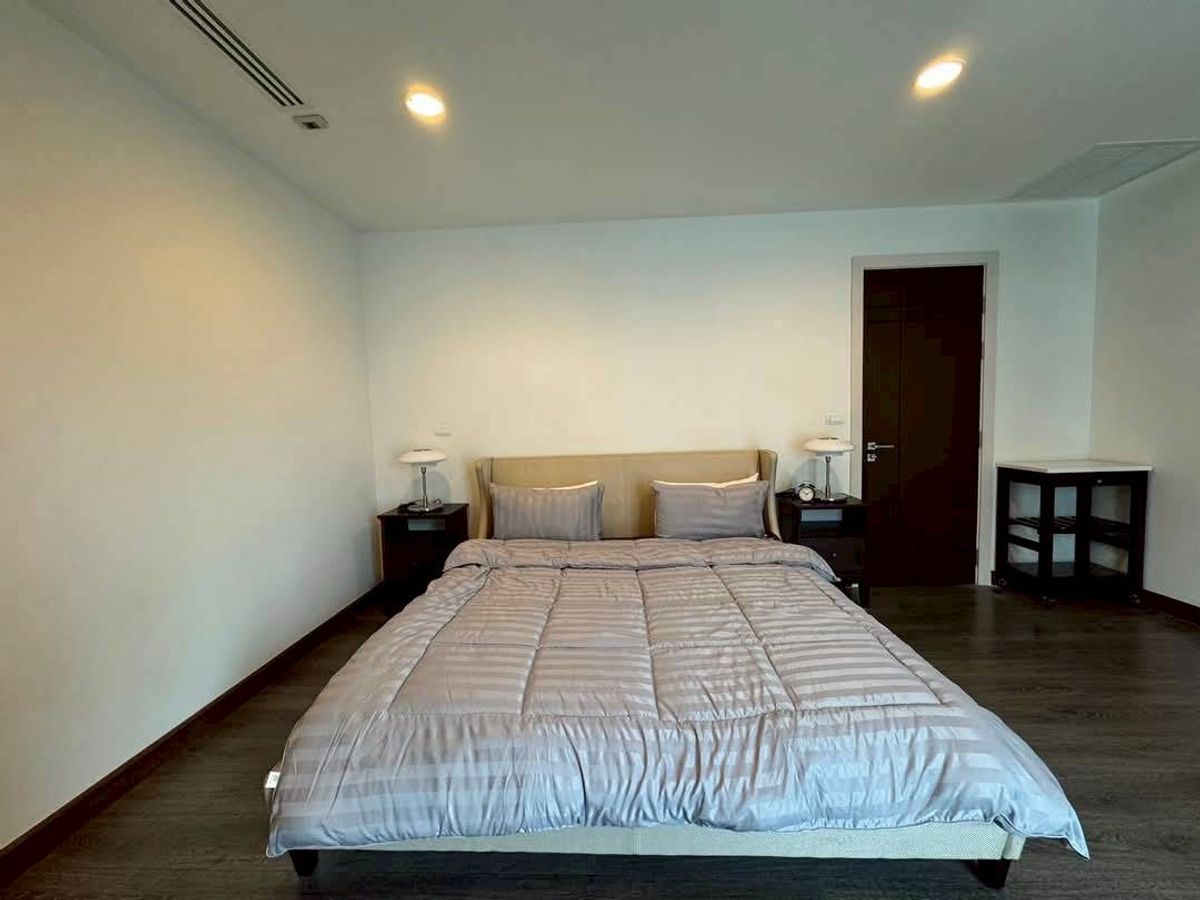 ♦ Modern Luxury style ♦ ชั้น 05+ 192.25 ตร.ม. | 3 ห้องนอน ตกแต่งครบ | คอนโดใกล้ BTS เพลินจิต 4 นาที, เซ็นทรัล เอ็มบาสซี่ 4 นาที, เซ็นทรัลเวิลด์ 5 นาที – รูปที่ 4