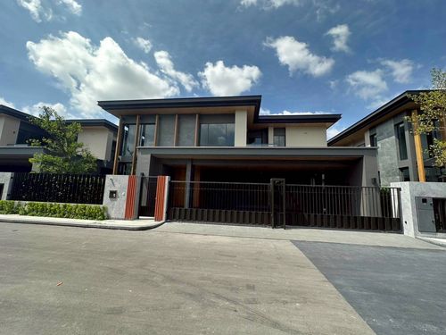  ❖ RESIDENCE III ❖ คฤหาสน์ 2 ชั้น 4 ห้องนอน 4 ห้องน้ำ | ขนาด 125.00 ตร.ว. 551.00 ตร.ม. | ใกล้ ธัญญาพาร์ค 10 นาที, HomePro พระราม 9 12 นาที, โรงเรียนนานาชาติเอกมัย 15 นาที