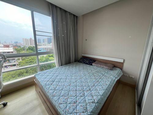 ขายคอนโด Emerald Residence Ratchada ใกล้ MRTห้วยขวาง เฟอร์นิเจอร์และเครื่องใช้ไฟฟ้าครบ