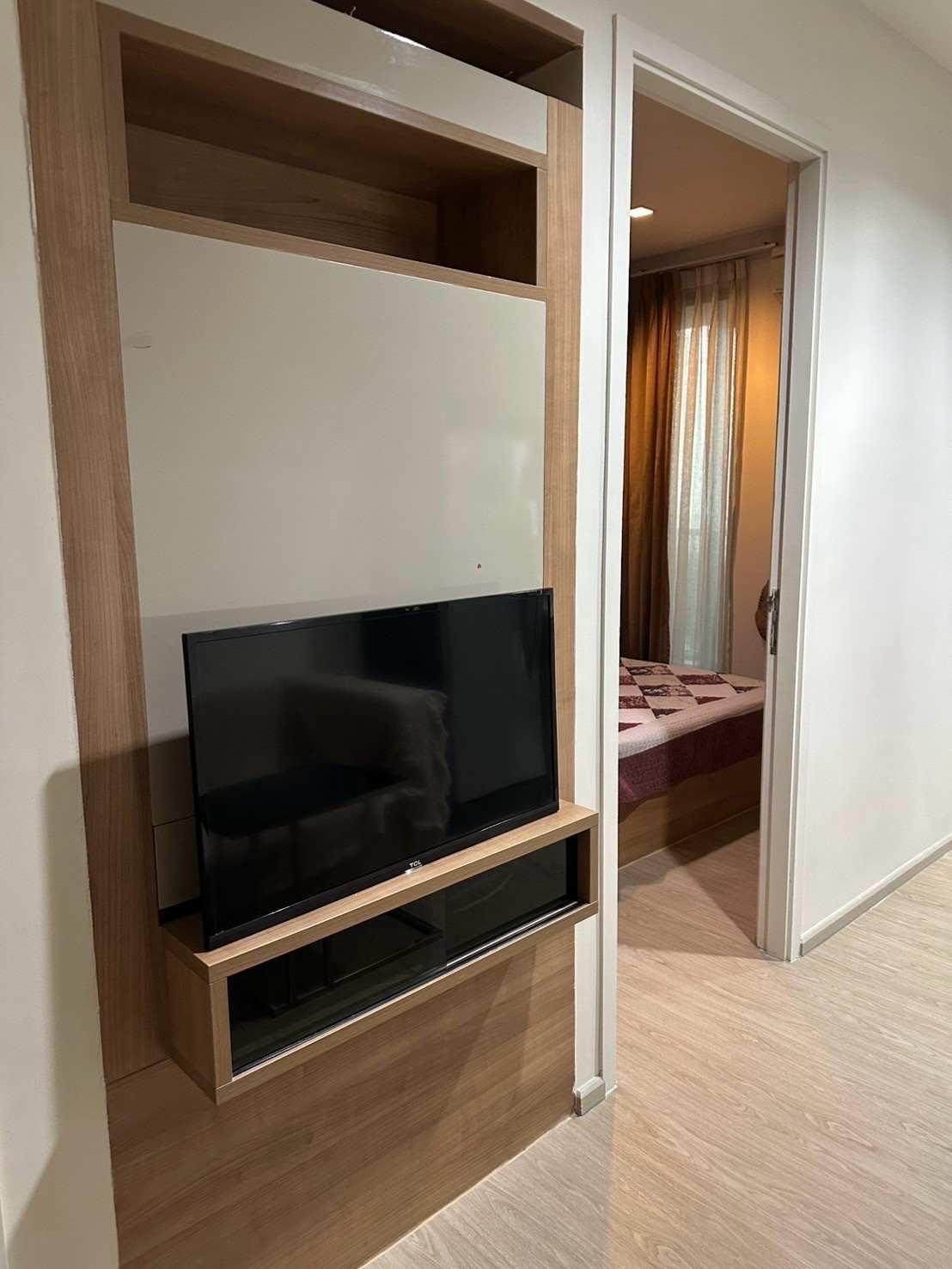 Rhythm Phahol - Ari (Rit Phahon -Ari) For Rent (1Bed1bath 35SQM) Rhythm Phahol - Ari (Rit Phahon -Ari) For Rent (1Bed1bath 35SQM)