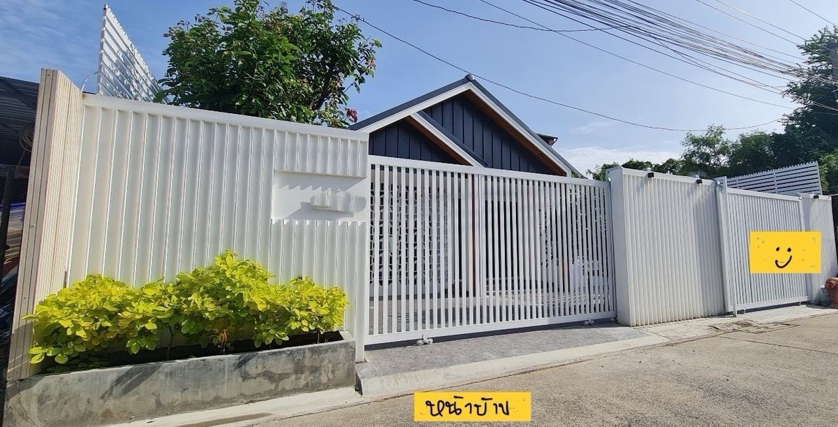 🏡 ขายบ้านเดี่ยวโมเดิร์น 3 ห้องนอน พร้อมคอร์ทยาร์ดกลางบ้าน สงบ ร่มรื่น ตอบโจทย์ทั้งอยู่อาศัยและปล่อยเช่า เดินทางสะดวกเพียงไม่กี่นาทีถึงเลียบด่วน 🏡 ขายบ้านเดี่ยวโมเดิร์น 3 ห้องนอน พร้อมคอร์ทยาร์ดกลางบ้าน สงบ ร่มรื่น ตอบโจทย์ทั้งอยู่อาศัยและปล่อยเช่า เดินทางสะดวกเพียงไม่กี่นาทีถึงเลียบด่วน