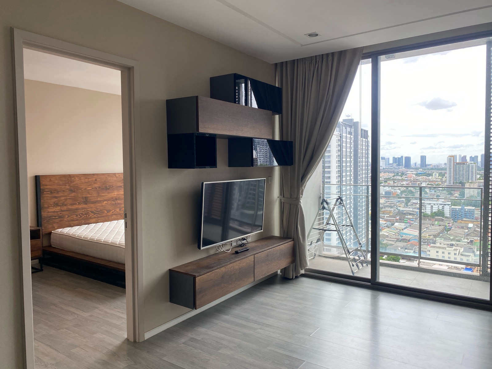 ให้เช่า 🔥333RIVERSIDE🔥 ห้องวิวเมือง เฟแร์นิเจอร์ครบ //สอบถามที่ LineID:@thirdproperty – รูปที่ 4