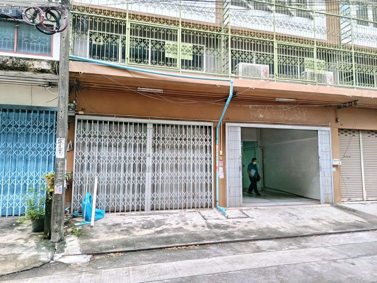 Sell 2 booths, 5 floors, 34 sq.w. (Lieutenant Colonel 540 sq.m.), near MRT-Bang Khae, Lotus Market, suitable as a home office, Soi Petchkasem 66/1, Bang Khae Nuea Subdistrict, Bang Khae District, Bangkok. Sell 2 booths, 5 floors, 34 sq.w. (Lieutenant Colonel 540 sq.m.), near MRT-Bang Khae, Lotus Market, suitable as a home office, Soi Petchkasem 66/1, Bang Khae Nuea Subdistrict, Bang Khae District, Bangkok.