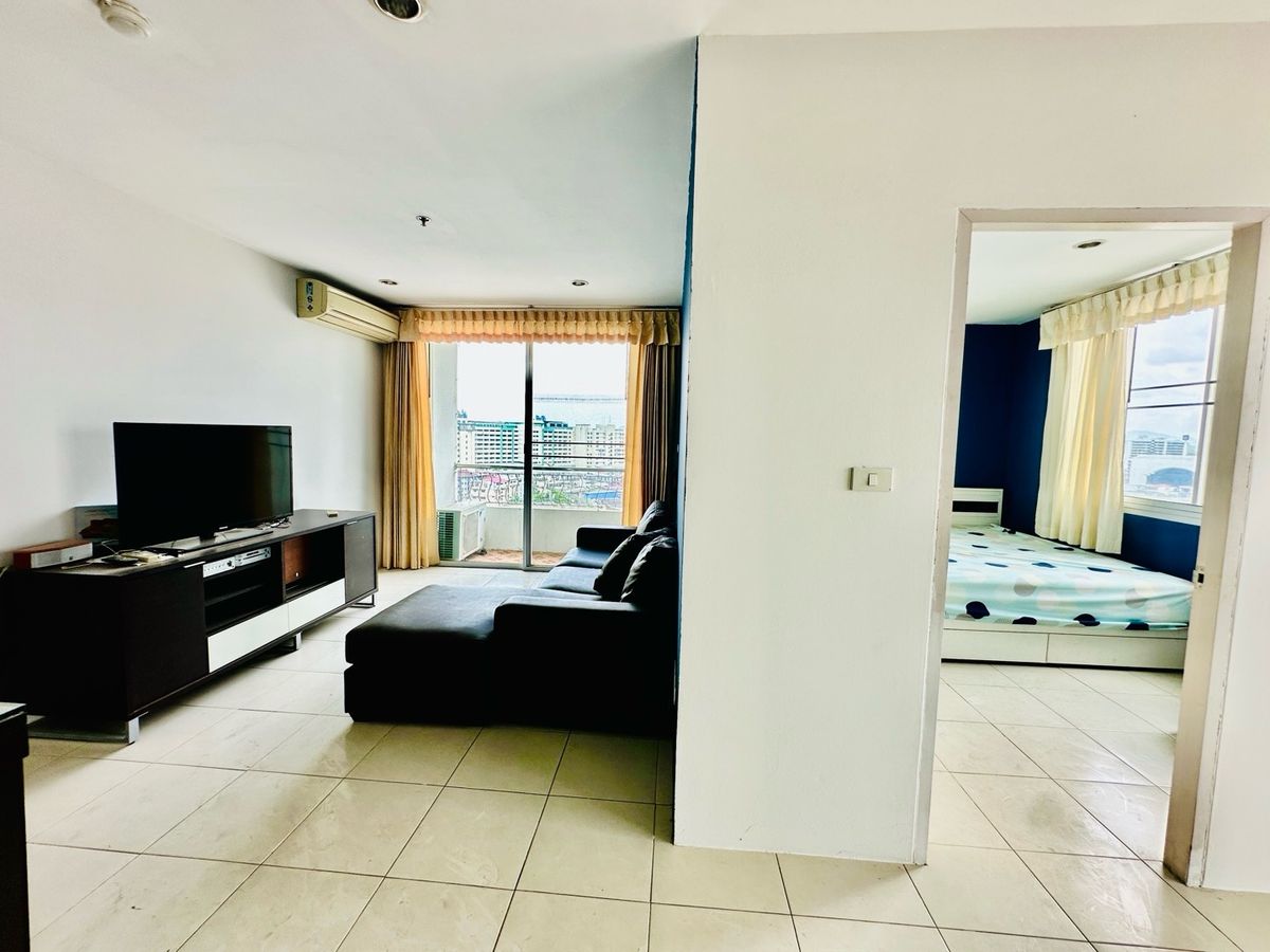 Sriracha Condo View corner room 47.65 sqm. Floor 11, Surasak 1 Road, Sriracha Subdistrict, Sriracha District, Chon Buri Province Sriracha Condo View corner room 47.65 sqm. Floor 11, Surasak 1 Road, Sriracha Subdistrict, Sriracha District, Chon Buri Province