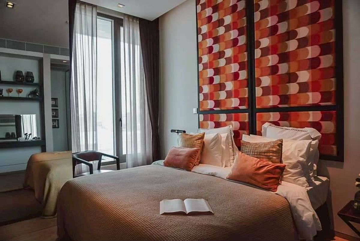 ★ Rare Unit ★ Floor 10+ 53.00 sq.m. | 1 Bedroom Decorated completely | Condo near MRT Lumpini 2 minutes, Silom Complex 3 minutes, St. Joseph School 4 minutes ★ Rare Unit ★ Floor 10+ 53.00 sq.m. | 1 Bedroom Decorated completely | Condo near MRT Lumpini 2 minutes, Silom Complex 3 minutes, St. Joseph School 4 minutes
