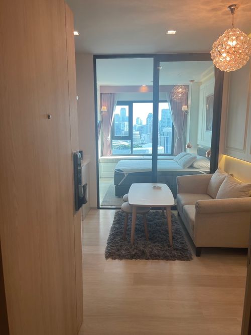 The most beautiful unit “Life One Wireless” (1bedroom/35 Sq.m.)