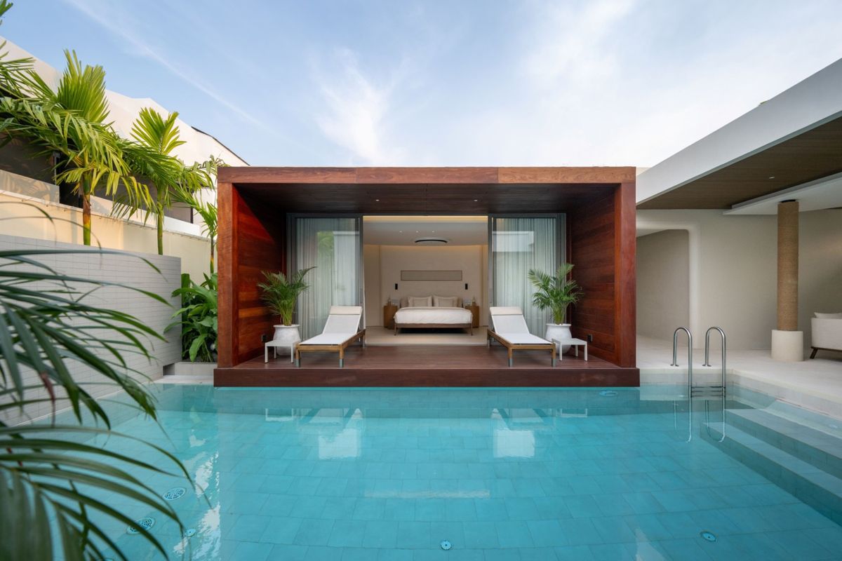 ♢ Stunning House with Private Pool ♢ Land size 130.00 sq.w. of use 270.00 | 3 bedrooms, 4 bathrooms, 2 parking spaces | only 200 meters away from the beach ♢ Stunning House with Private Pool ♢ Land size 130.00 sq.w. of use 270.00 | 3 bedrooms, 4 bathrooms, 2 parking spaces | only 200 meters away from the beach