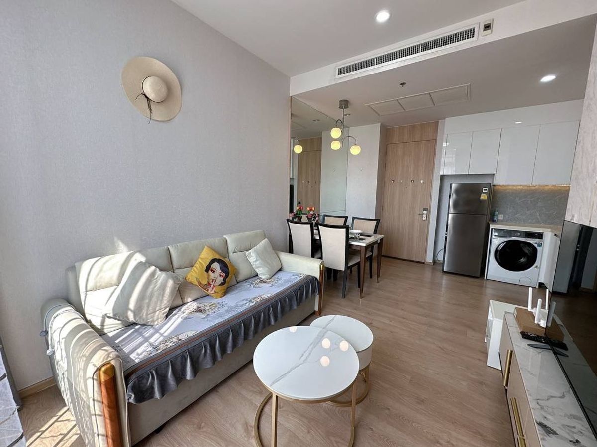 NOBLE BE19 condo for rent, complete, ready to approach, BTS, Asoke and many department stores !! NOBLE BE19 condo for rent, complete, ready to approach, BTS, Asoke and many department stores !!