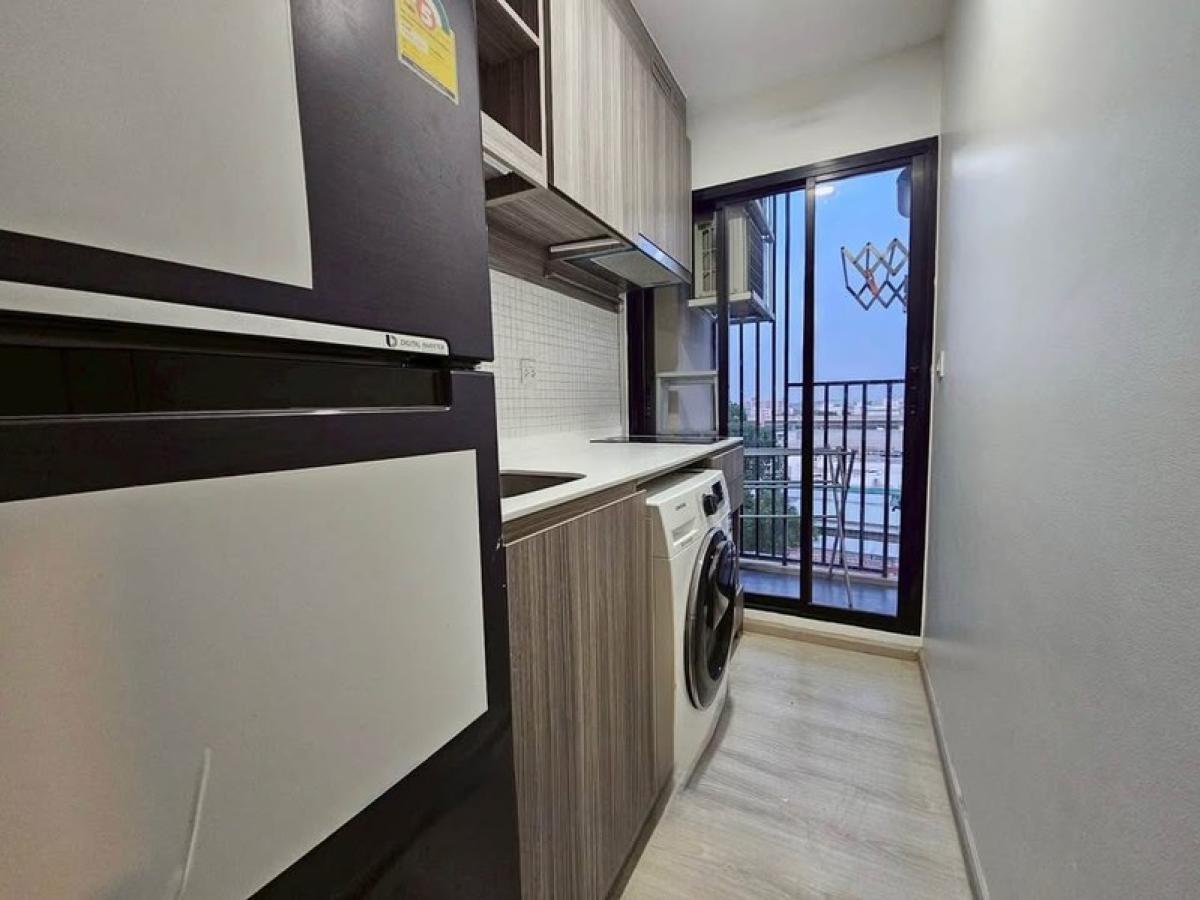 (A033749) Kensington Paholyothin 63