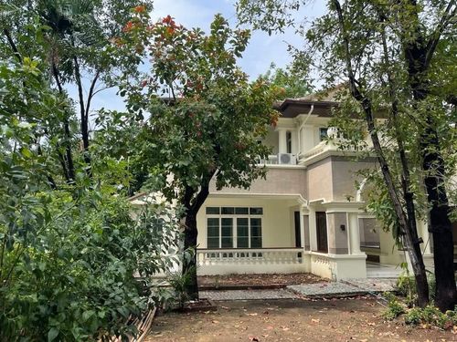 📢👇 รีโนเวท ใหม่ บ้านหลังใหญ่ พื้นที่กว้างขวาง ร่มรื่น เดินทางสะดวก ใกล้จุดขึ้นลง ทางด่วน 